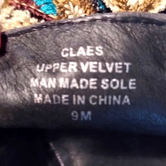 Jeffrey Campy Embroidered Claes Black Velvet - Picture 4 of 11